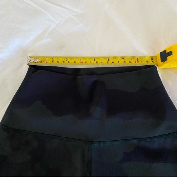 Alo Yoga High-Waist Camo Vapor Legging XXS - Picture 9 of 11
